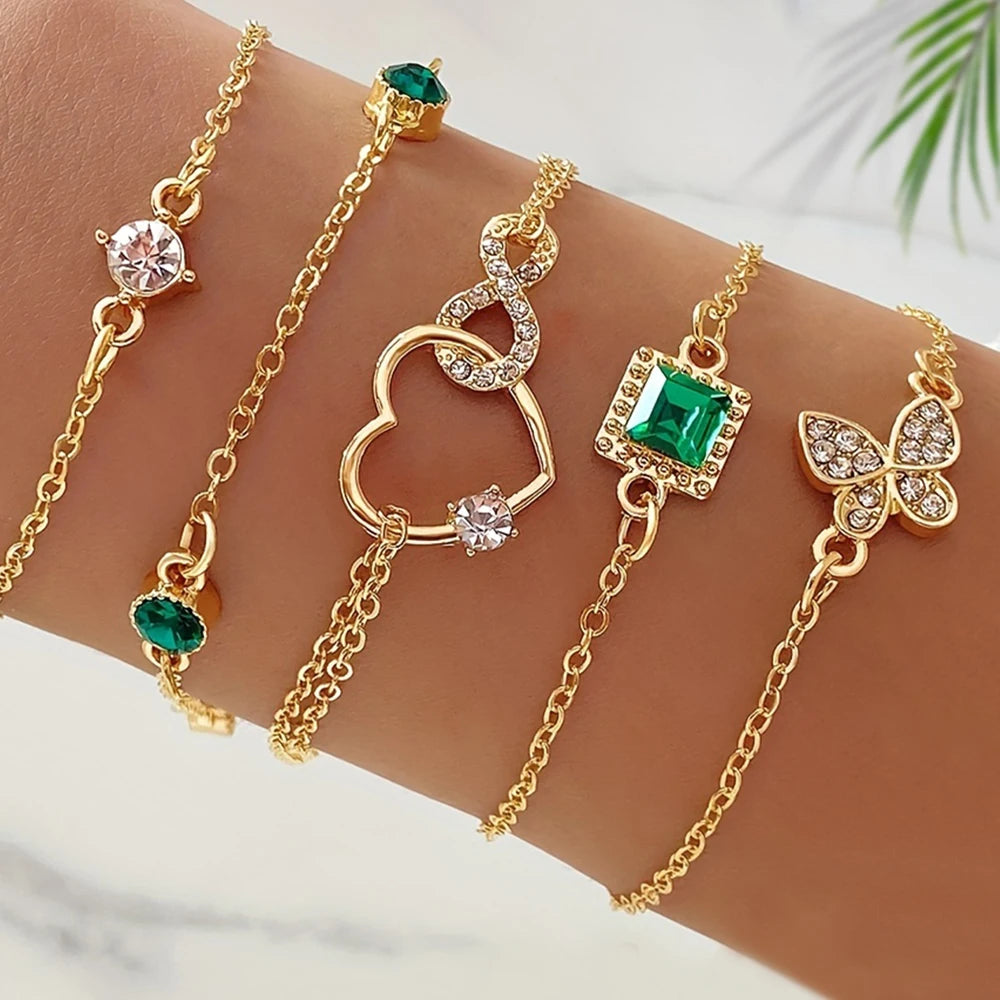 Set de 5 Bracelets Vintage Élégance – Strass Brillants & Symboles Infini