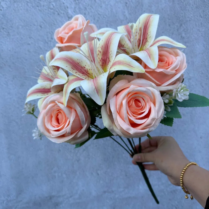 Bouquet Printanier Mélangé – 9 Tiges de Roses et Lys