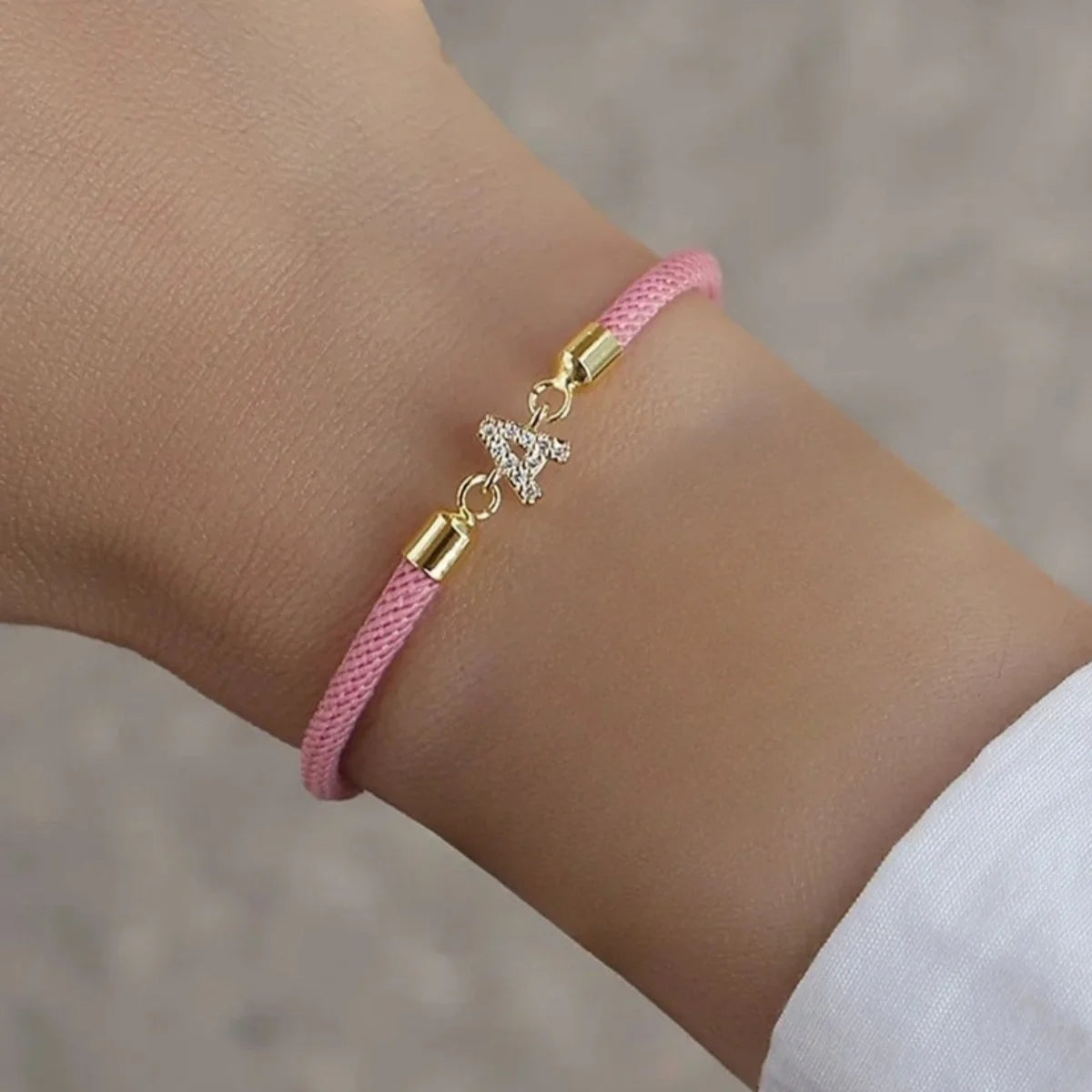 Bracelet Chaîne Lettre Initiale avec Cœur – Bijou Femme