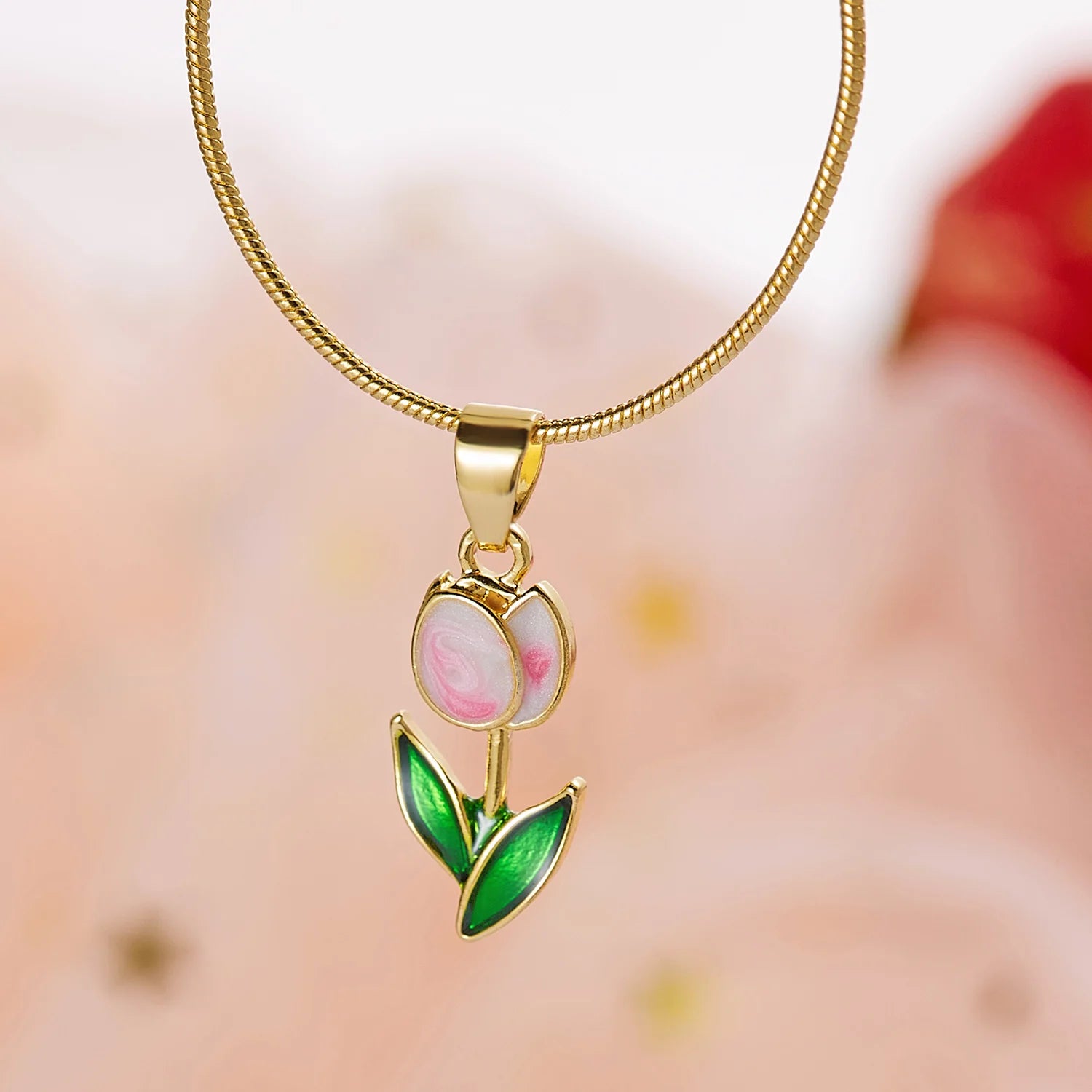 Collier Fleur Rose Rotatif – Cadeau Saint-Valentin Romantique et Anti-Stress pour Femme