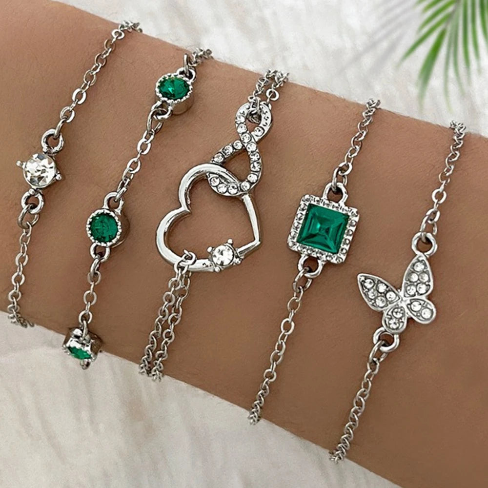 Set de 5 Bracelets Vintage Élégance – Strass Brillants & Symboles Infini